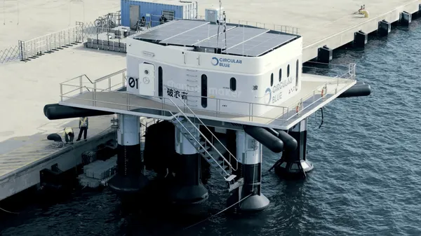 犀牛盾在高雄興達港打造「海上掃地機器人」！內建睡眠膠囊艙，未來將發展生態旅遊住宿？