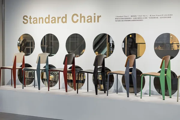 Jean Prouvé 主題展「REIMAGINING THE STANDARD」