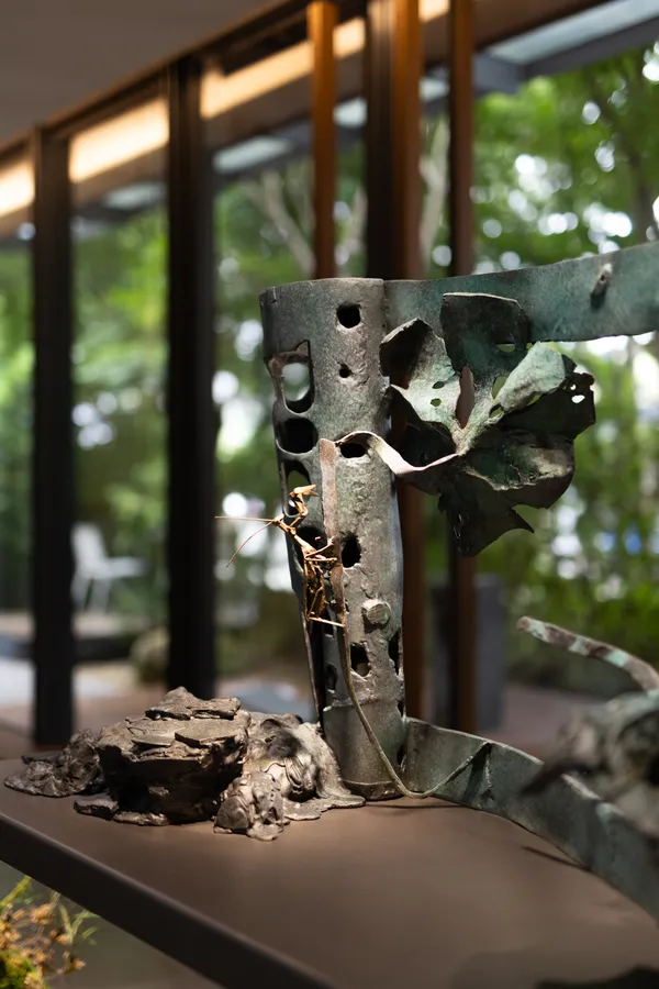 雕塑家李光裕鏤空金屬雕塑.jpg