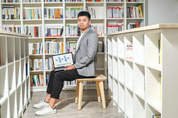 讀語意、看表情、聽語氣：他用AI協助企業找到對的人，獲得光寶在內30+企業客戶