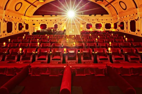 倫敦最美獨立電影院 Electric Cinema