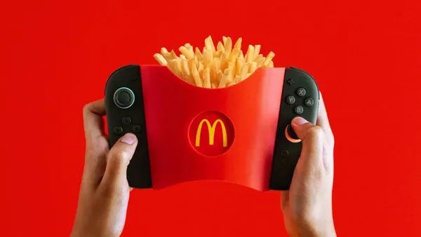 邊打電動邊吃薯條！素人自創 GamiFries 爆紅：把麥當勞薯條「裝」進 Switch 2 的懶人設計
