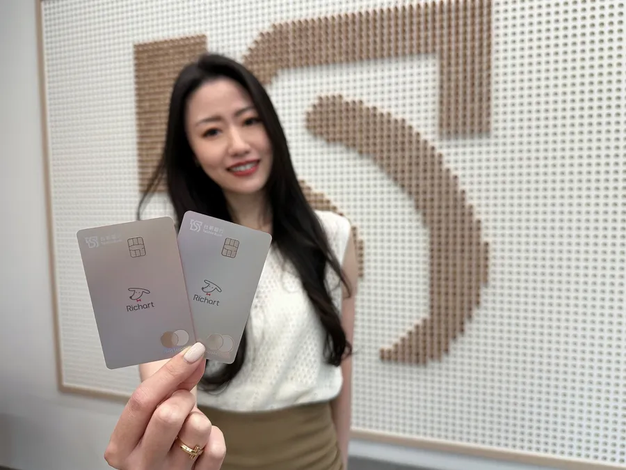 300萬卡友注意！台新4神卡9/1更名「台新Richart卡」：新卡面設計亮相，4大QA一次看