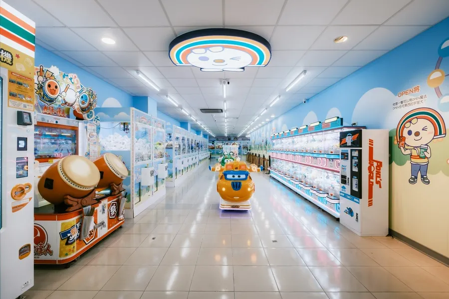 小七又有新店型！寶可夢、太鼓達人⋯機台進駐，超商「湯姆熊化」背後打什麼算盤？