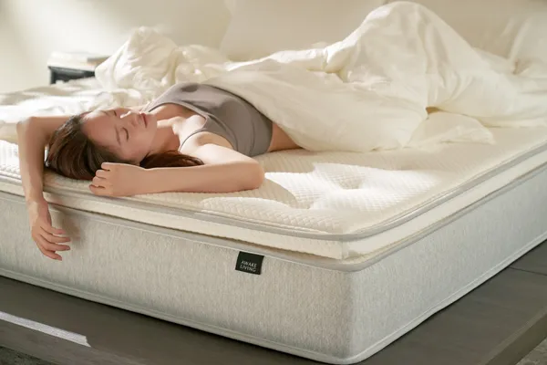 感官美學與睡眠機能的交會，覺醒家居 Awake Living 以 「沉浸式無壓力試躺」重新定義新一代購床體驗