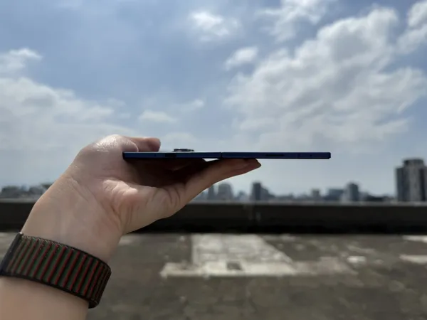 三星Galaxy Fold 7 攤平厚度