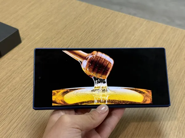 三星Galaxy Z Fold 7 螢幕
