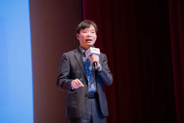 台灣大哥大資訊長蔡祈岩