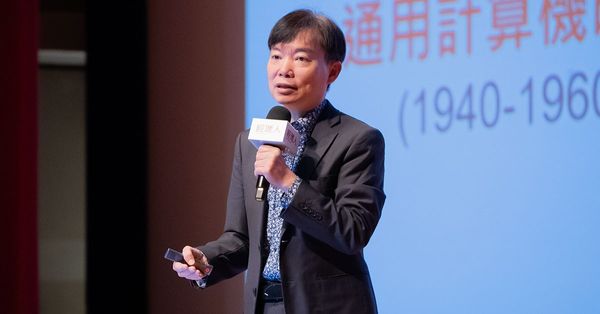  「逆分工」時代到來：AI 讓你更忙了？恭喜，你已成為組織不可或缺的人