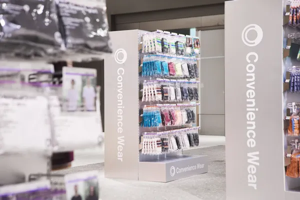Convenience Wear 首間專賣店