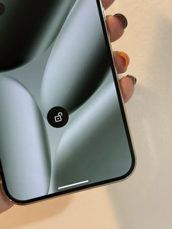 Pixel 10 Pro XL 螢幕