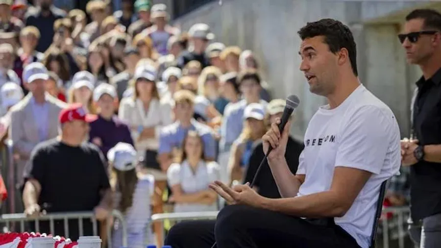 川普盟友、比特幣支持者Charlie Kirk中槍身亡！讓數百萬年輕人關注比特幣，他的加密理念有哪些？