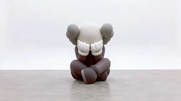 KAWS 成為 UQ 首位駐店藝術家