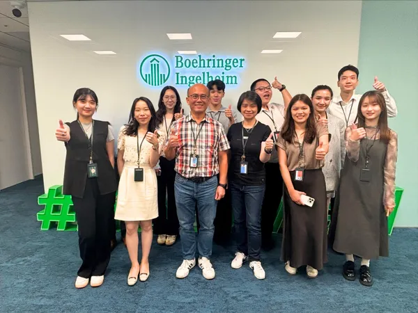 u day group photo.jpg