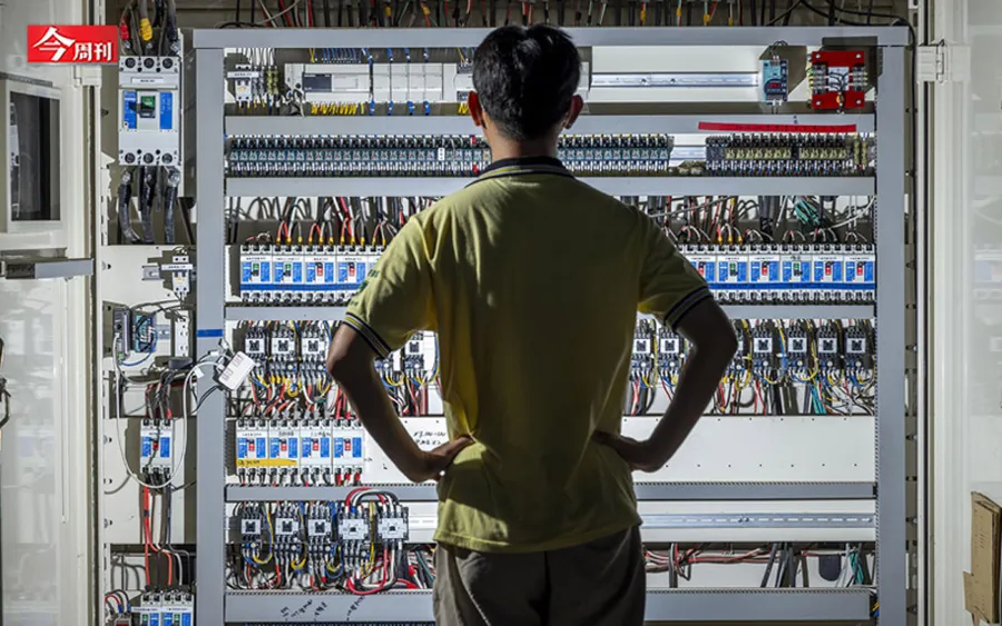 台灣每秒遭駭1.5萬次！企業致命破口曝光：印表機、VPN、攝影機如何淪為駭客待宰肥羊？