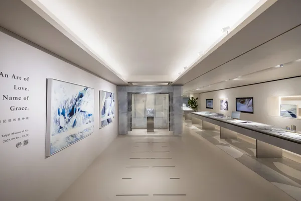 凱特王妃御用品牌 Grace Han 台北藝術概念店登場：藝術展場結合精品設計，展現皮革創作的溫柔韌性