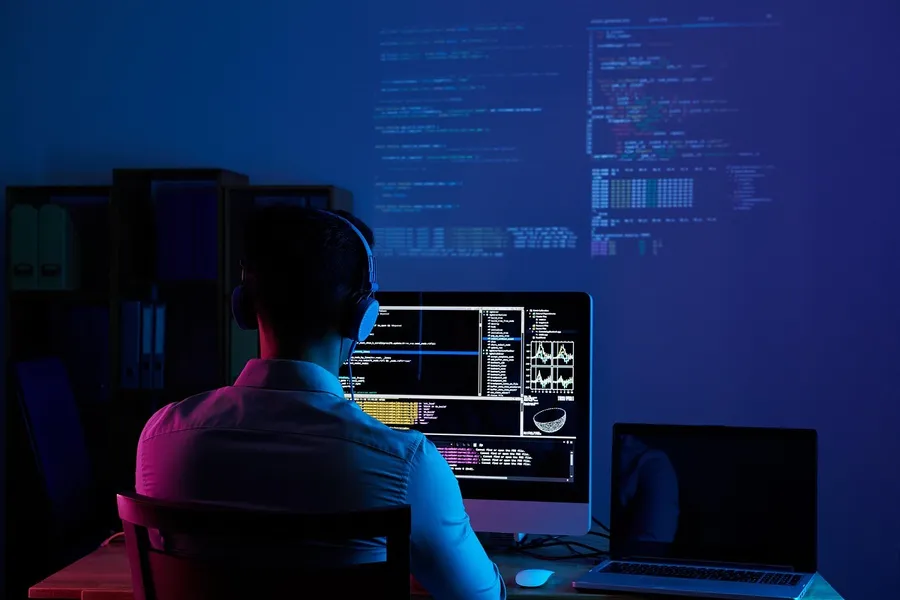Vibe Coding 新手必看！掌握 AI 協作 10 大心法，AI 助你輕鬆寫程式