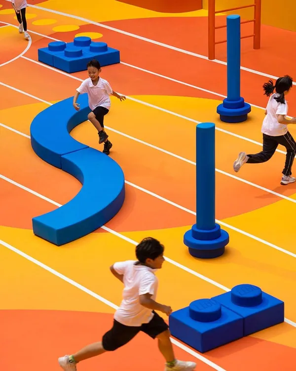 Nike x LEGO 上海小學操場 (1).jpg