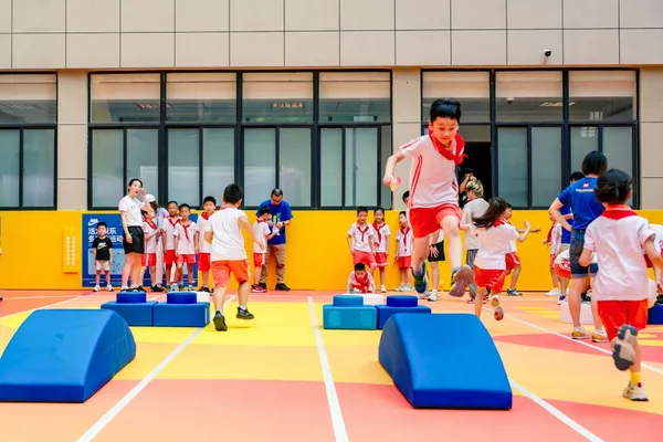 Nike x LEGO 上海小學操場 (3).jpg