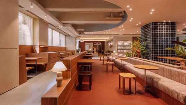 台北「伯朗咖啡館科大概念店」開幕！攜手丹麥品牌 HAY，打造北歐設計「都市客廳」