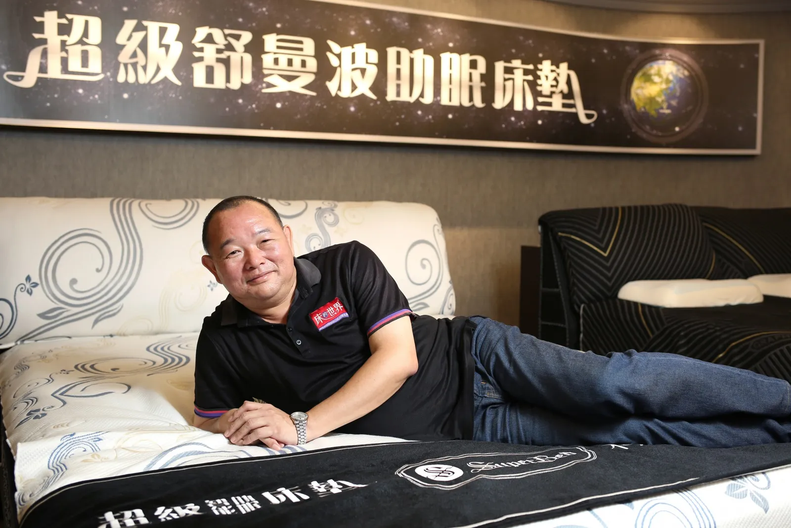 代工廠成床墊品牌龍頭！床的世界如何靠三招打造護城河？從月訂單蒸發 200 萬→年營收 8.4 億