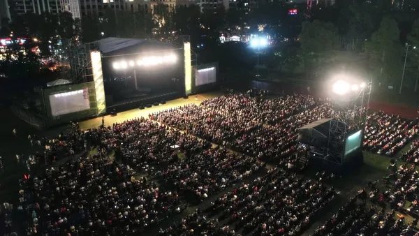 勸世三姊妹是音速／躍演的知名作品，看見臺灣表演藝術豐沛的能量。