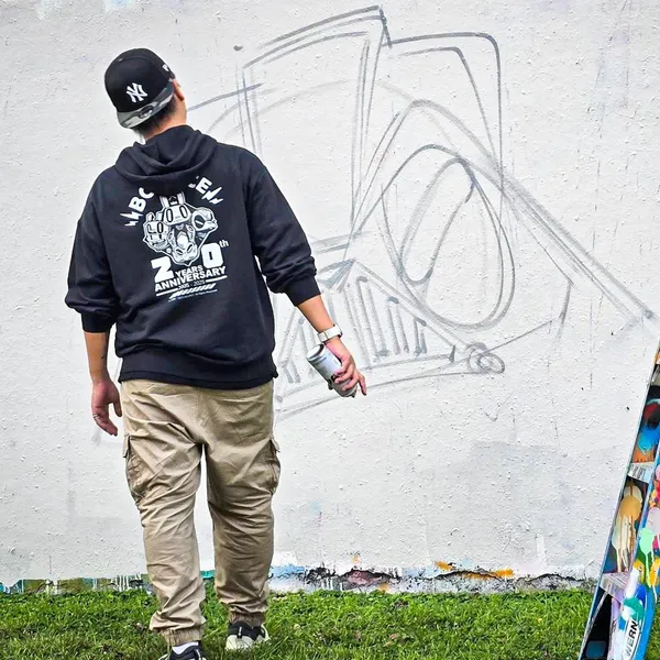 BOUNCE 迎來創作二十週年,從街頭起步,展開無遠弗屆的塗鴉冒險,走過二十年的塗破之旅。圖 _ 安