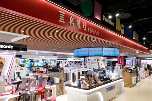  從高雄街邊店到百貨「月底業績救星」！集雅社如何用反電商策略讓營收 8 年翻 3 倍？