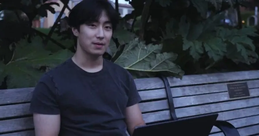 只有工程師或網紅，沒第三種人！「作弊神器」Cluely創辦人：新創需要大量曝光