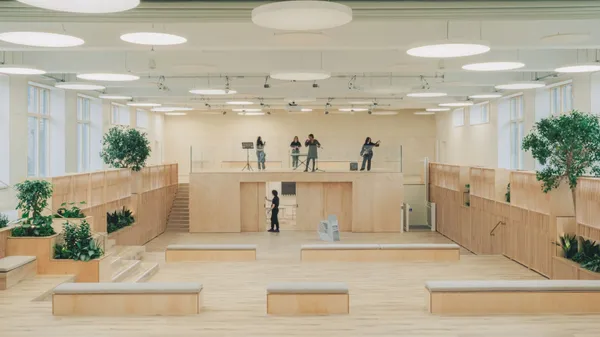 Studio Dera 打造教學中心「The Pool」
