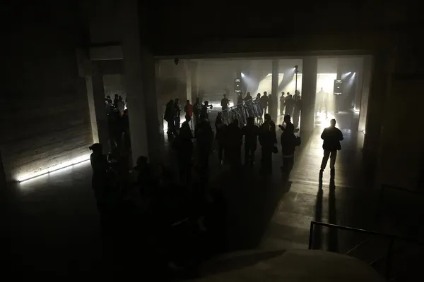 Carhartt WIP 包下泰德美術館