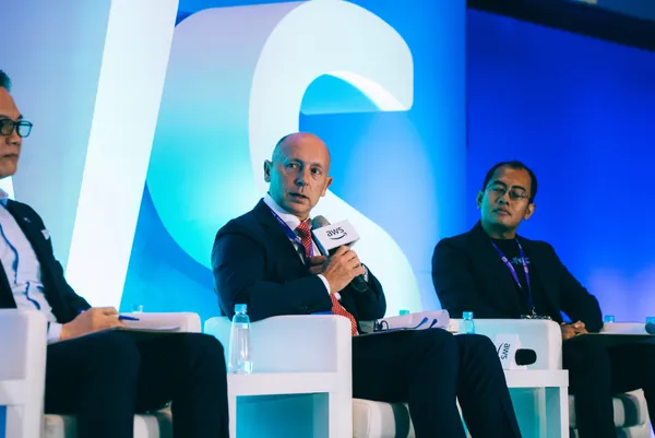 Palantir 資深顧問 Shawn Manasco