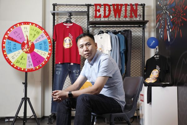  直播帶動線上業績成長 12%！EDWIN 為何放棄網紅流量，改由門市人員上鏡頭？