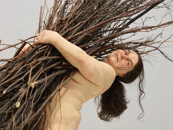 Ron Mueck 東京森美術館大型個展
