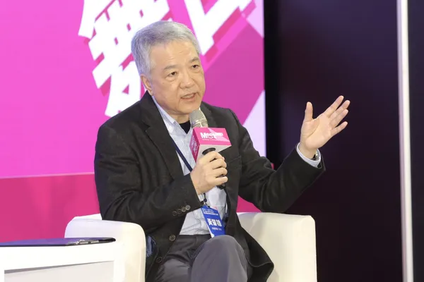 訊連科技執行長黃肇雄