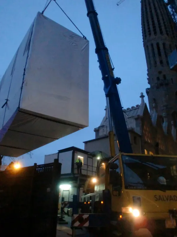 #1 施耐德電機聖家堂