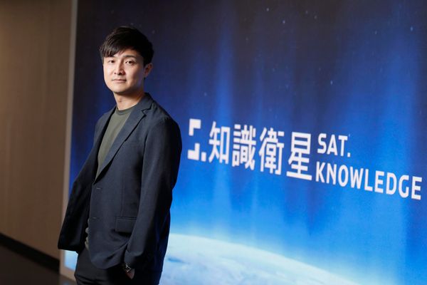  5 成課銷售破千萬、營收破 10 億！知識衛星如何用「精品課」殺出線上課程紅海？