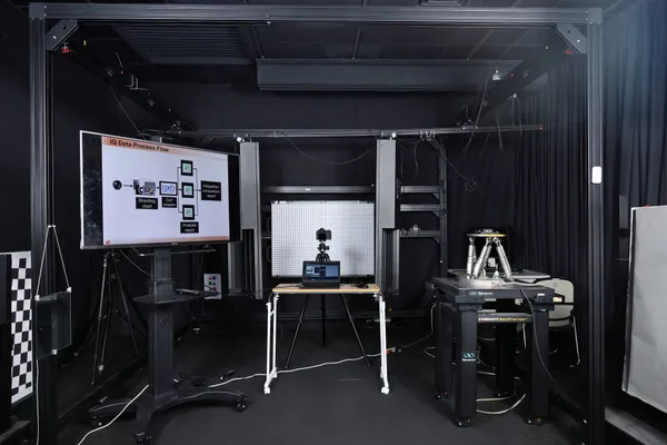 芯鼎科技建置專業測試場域，以確保 AI 視覺方案符合需求。