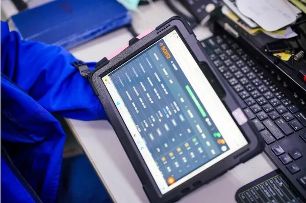 智慧排程系統能即時呈現訂單狀態，改善資訊透明度，有效提升產能利用率。