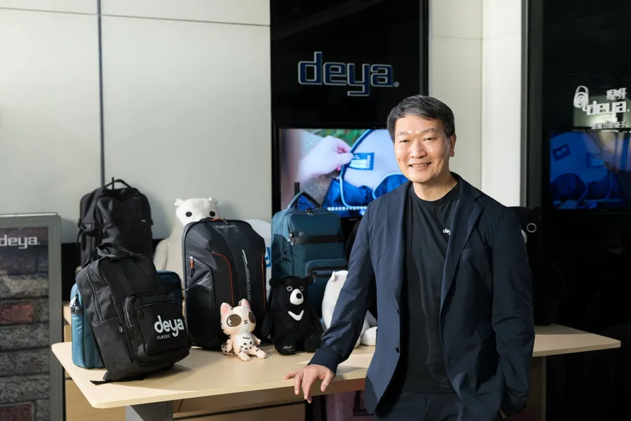 串起臺灣包袋綠色供應鏈！品卓自有品牌deya打造零碳背包，實現零廢棄循環模式