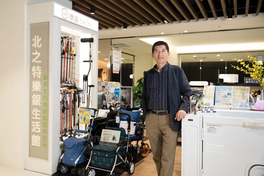 把輔具變時尚精品！北之特樂銀開發AI步態分析應用，精準推薦熟齡顧客選對產品