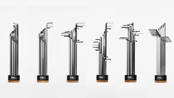 2025 BEST100 奖杯设计