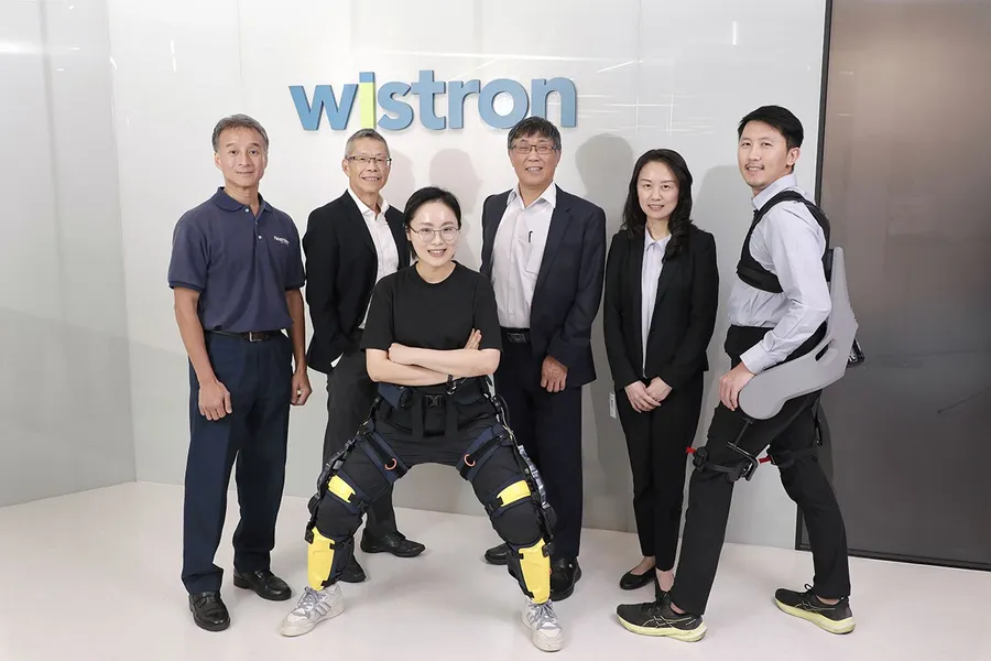 奧運國手賽後都要它！緯創醫學推「會代償」的智慧外骨骼，研發契機有洋蔥