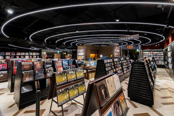 誠品書店 2025 年度閱讀報告