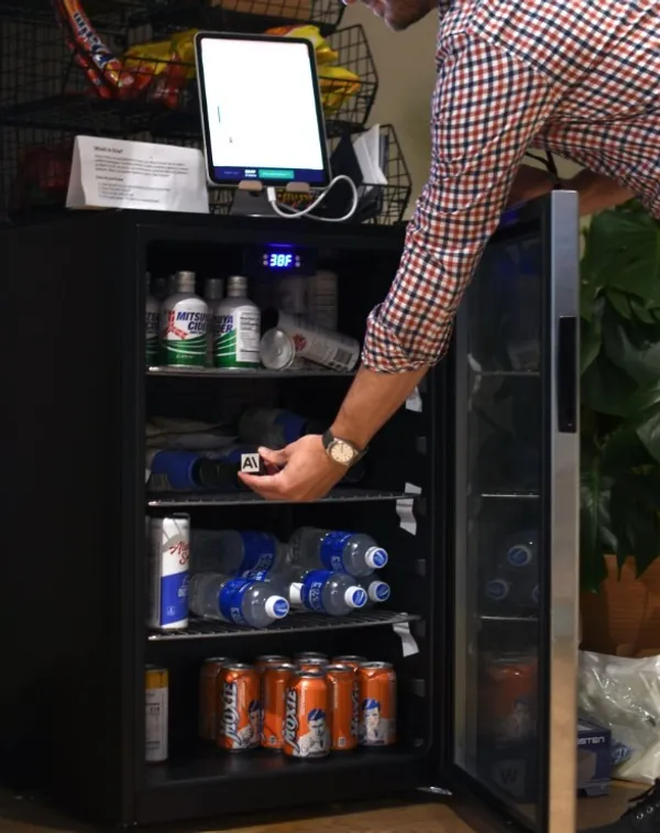 ai vending machine.jpg