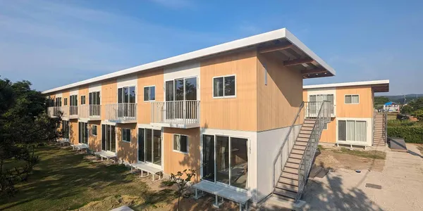 坂茂 DLT 木造仮設住宅 (10).jpg