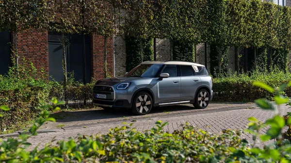 開啟生活新節奏：MINI Countryman 純電休旅，駕馭每天的從容節拍