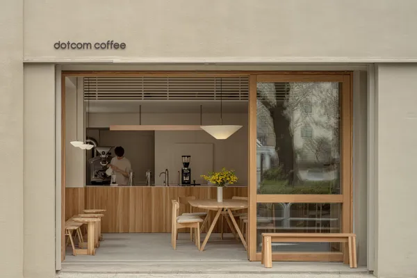 蘆沢啓治dotcom coffee_ISHINOMAKI LABORATORY.jpg