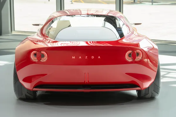 MAZDA ICONIC SP