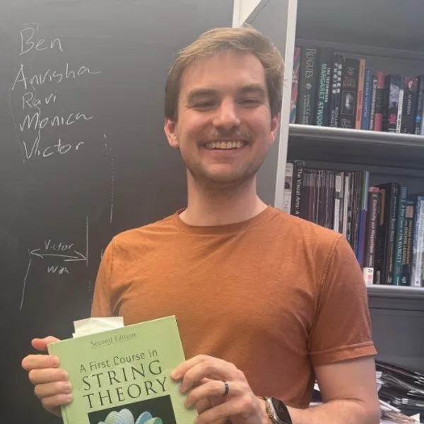 Luma共同創辦人Victor Pontis.jpeg